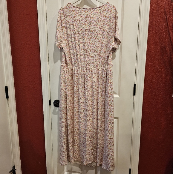 Floral Dress - Picture 5 of 7